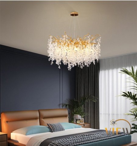 ثريا شلال اللآلئ